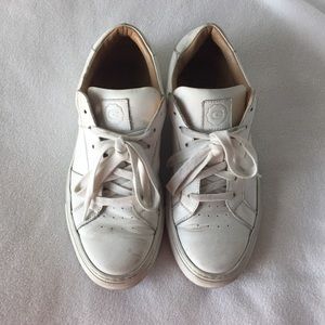 GREATS The Royale Sneaker